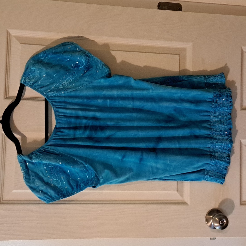Dressbarn Blue Flutter Sleeve Sequin Blouse - Picture 2 of 4